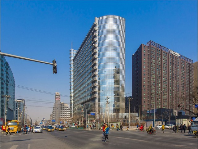 淮安渔光互补光伏电站清洗